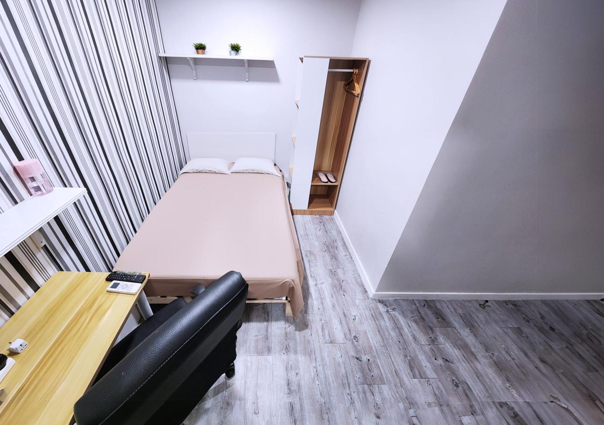 Pillows Coliving Hong Kong Exterior photo